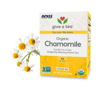 give a tea organic Chamomile tea box with chamomile flower behind