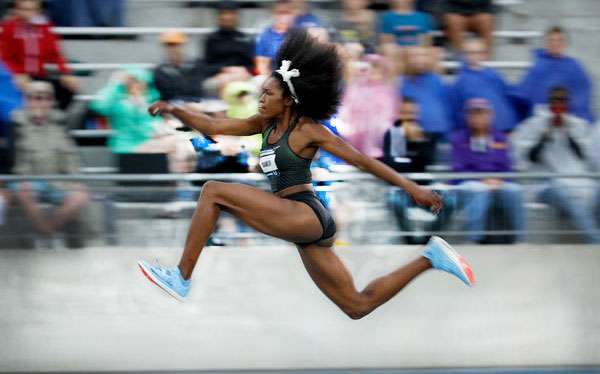 tori franklin runs and leaps